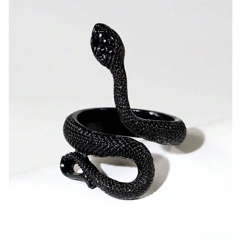 Black Snake Ring